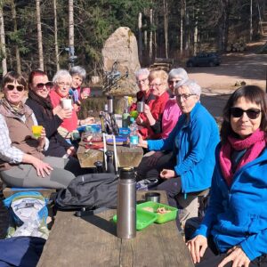 Die Frauen beim Tour-Buffet